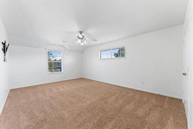 4204 Oriole Trails Drive, Dickinson, TX 77539