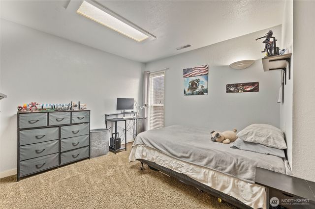 809 N Kenroy Terrace, East Wenatchee, WA 98802