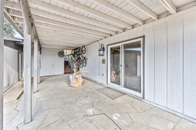 809 N Kenroy Terrace, East Wenatchee, WA 98802