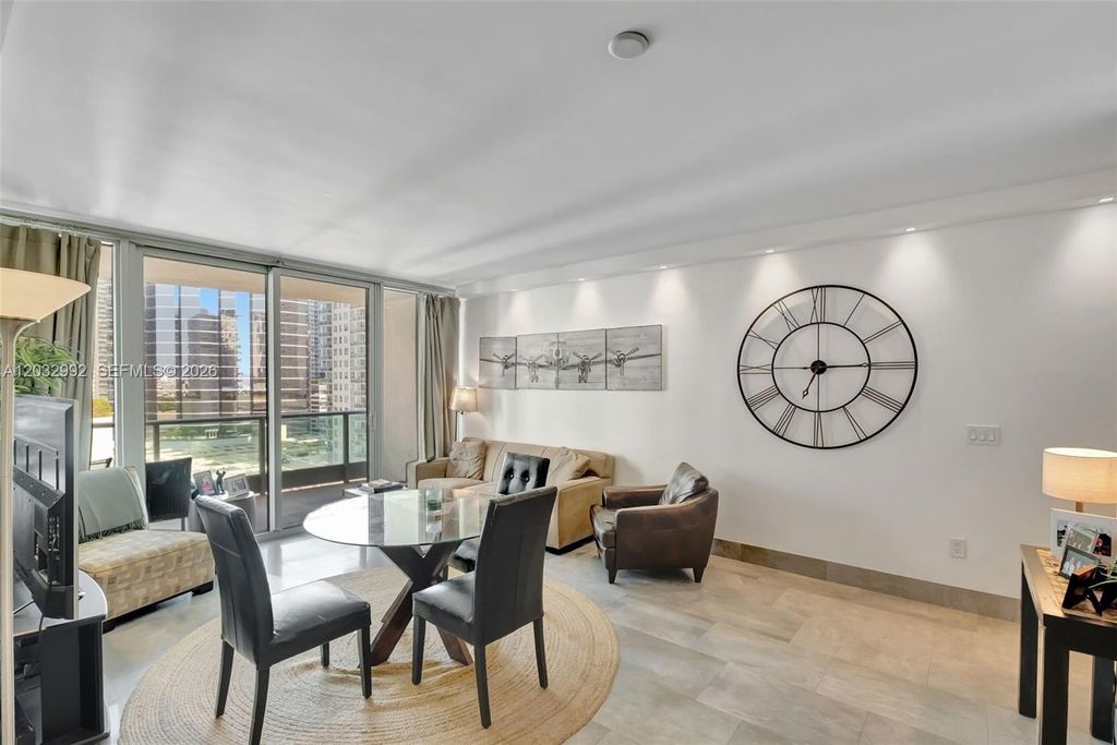 1331 Brickell Bay Drive 1504, Miami, FL 33131