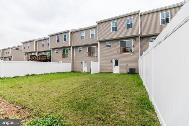 63 OLGA DR, Martinsburg, WV 25403