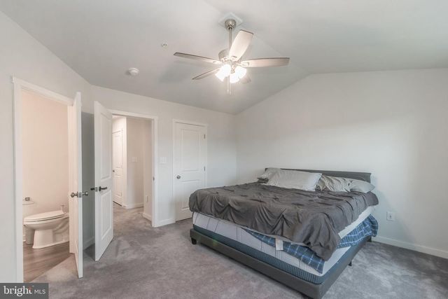 63 OLGA DR, Martinsburg, WV 25403