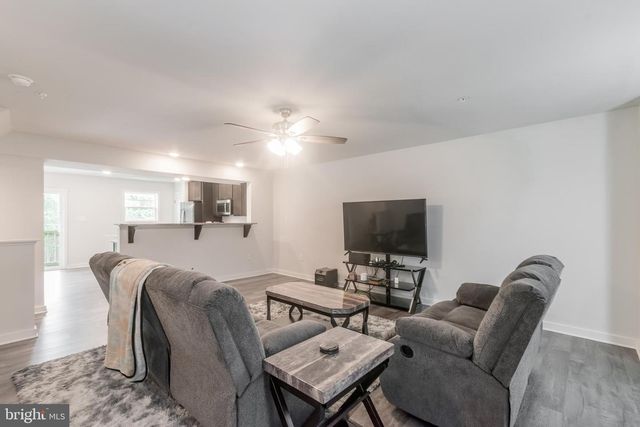 63 OLGA DR, Martinsburg, WV 25403