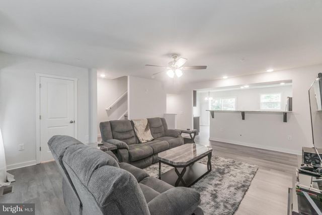 63 OLGA DR, Martinsburg, WV 25403
