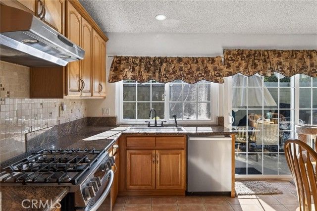 1520 Guilford, Harbor City (los Angeles), CA 90710