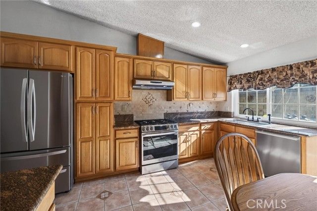 1520 Guilford, Harbor City (los Angeles), CA 90710