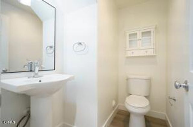27285 Blue Spruce Place, Valencia, CA 91354