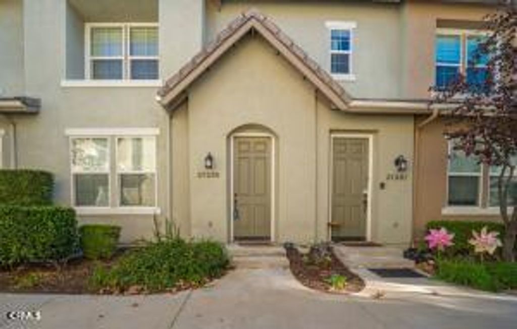 27285 Blue Spruce Place, Valencia, CA 91354
