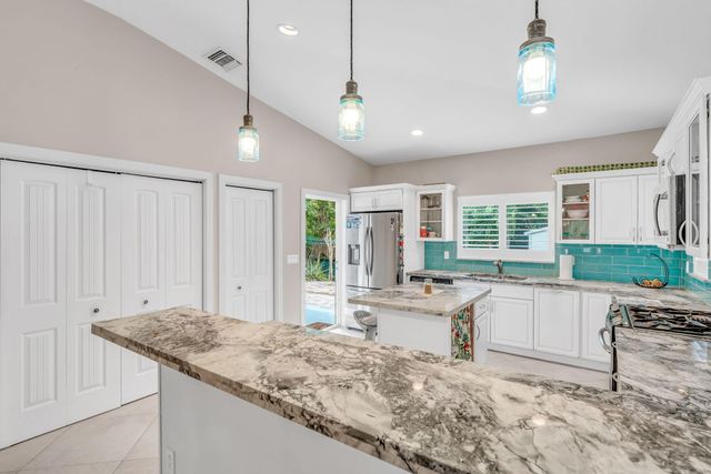 460 Lime Drive, Key Largo, FL 33037