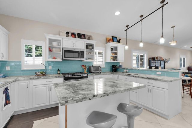 460 Lime Drive, Key Largo, FL 33037