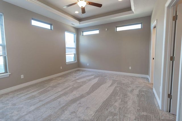 4202 MEADOW VIEW DR, Columbia, MO 65201