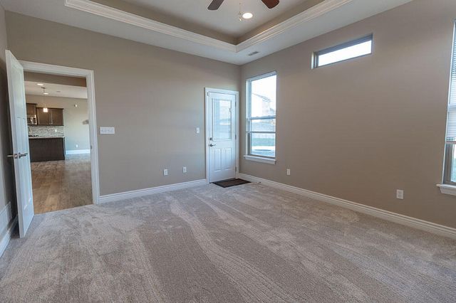 4202 MEADOW VIEW DR, Columbia, MO 65201