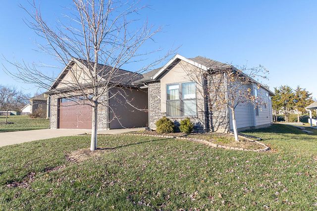 4202 MEADOW VIEW DR, Columbia, MO 65201