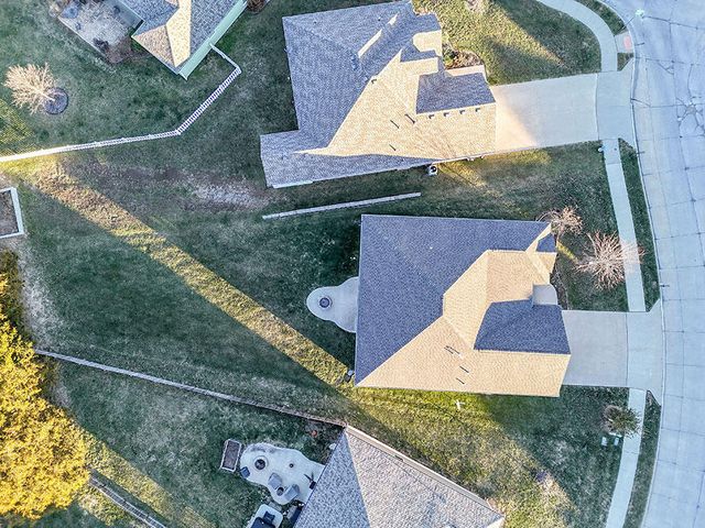 4202 MEADOW VIEW DR, Columbia, MO 65201