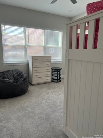 1618 W Lawndale Dr Unit 15, San Antonio, TX 78209