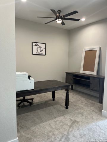 1618 W Lawndale Dr Unit 15, San Antonio, TX 78209