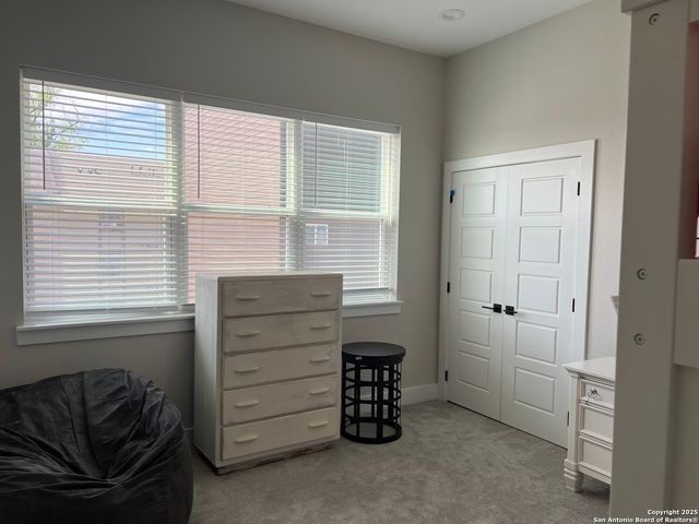 1618 W Lawndale Dr Unit 15, San Antonio, TX 78209