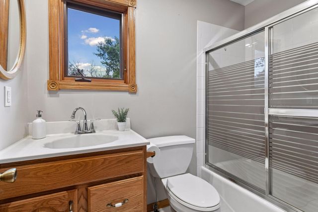 18503 Hanus Road, Minnetonka, MN 55345