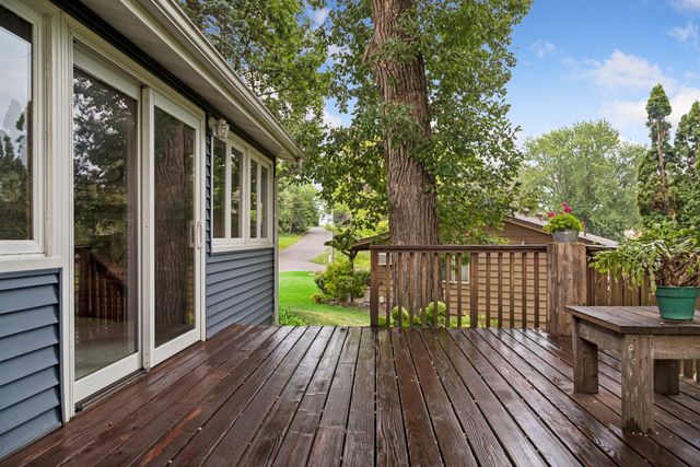 18503 Hanus Road, Minnetonka, MN 55345