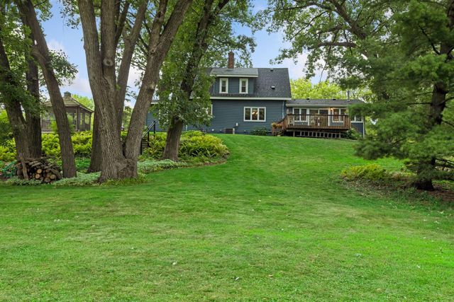 18503 Hanus Road, Minnetonka, MN 55345