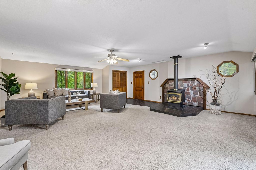 18503 Hanus Road, Minnetonka, MN 55345 — photo 5