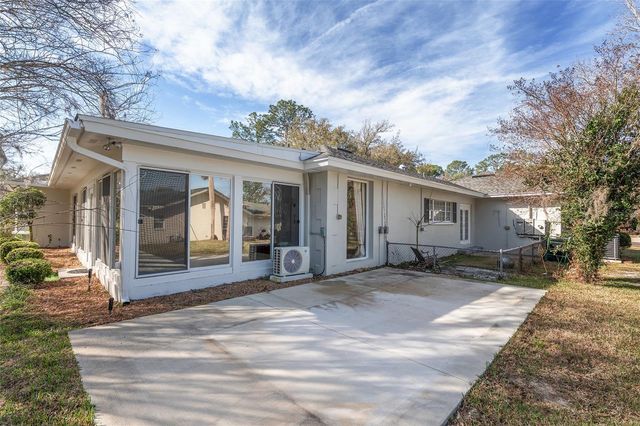 6307 SW 35 WAY, Gainesville, FL 32608