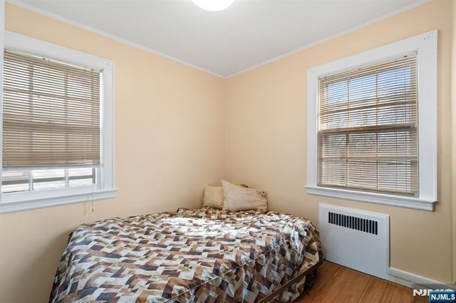 326-328 Eastern Parkway, Newark, NJ 07106