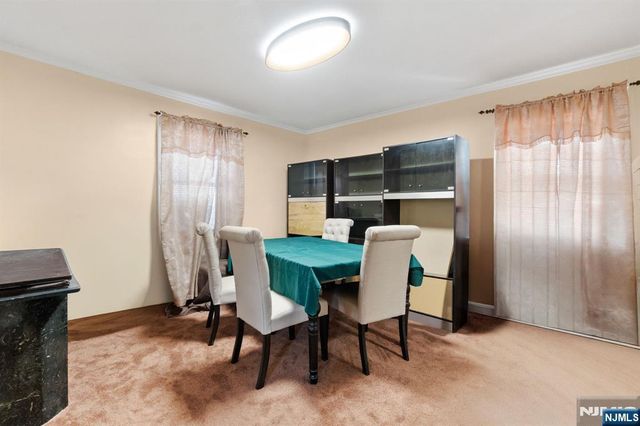 326-328 Eastern Parkway, Newark, NJ 07106