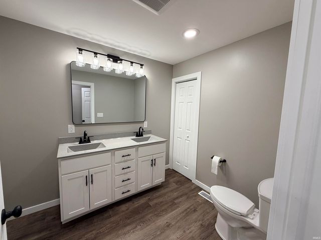 1316 21st Street, Bedford, IN 47421