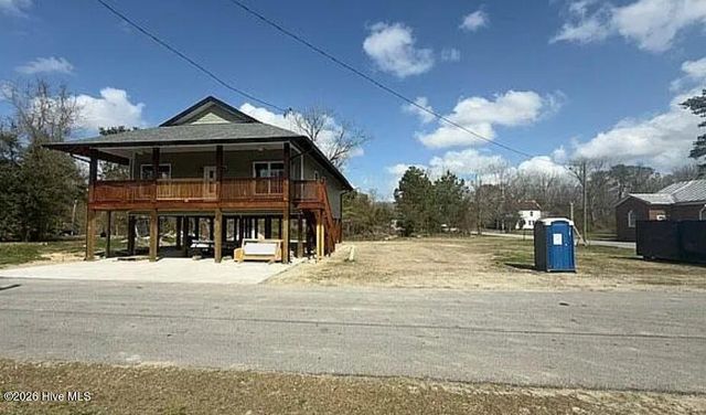 303 E Jones Street, Trenton, NC 28585