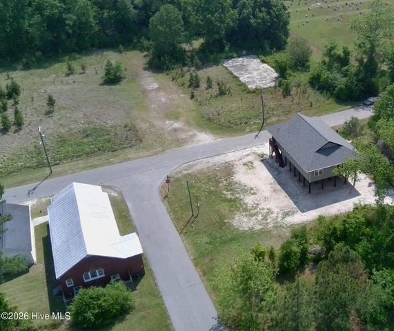 303 E Jones Street, Trenton, NC 28585