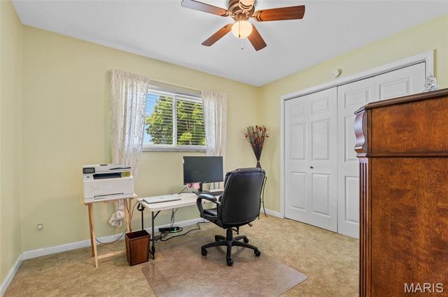 725 Yale Avenue, Edwardsville, IL 62025