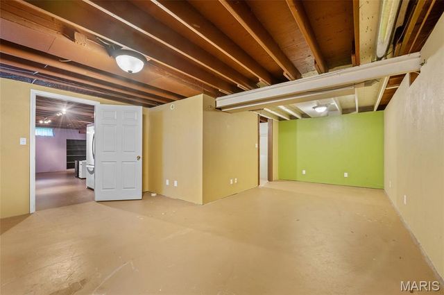 725 Yale Avenue, Edwardsville, IL 62025