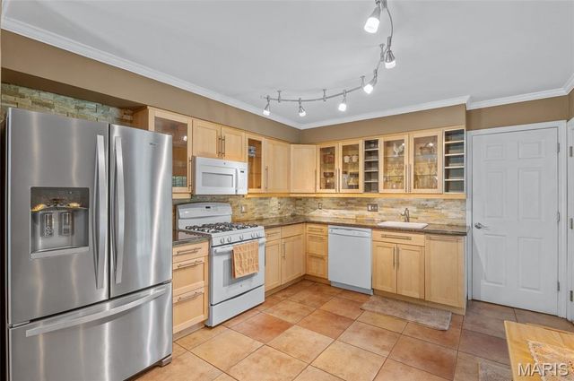 725 Yale Avenue, Edwardsville, IL 62025