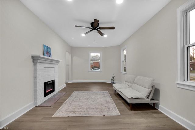 238 Pochin PL, Hampton, VA 23661