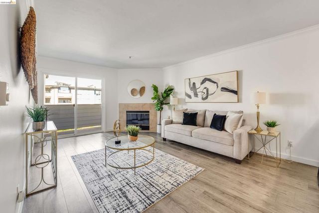 6400 Christie Ave 5319, Emeryville, CA 94608
