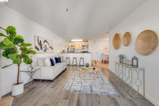 6400 Christie Ave 5319, Emeryville, CA 94608
