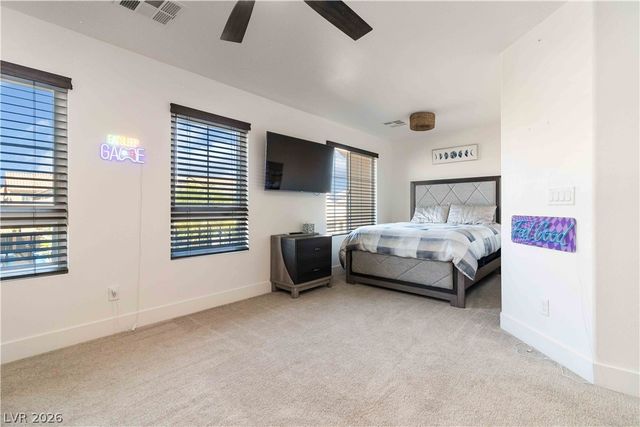 9758 Hawk Crest Street, Las Vegas, NV 89141