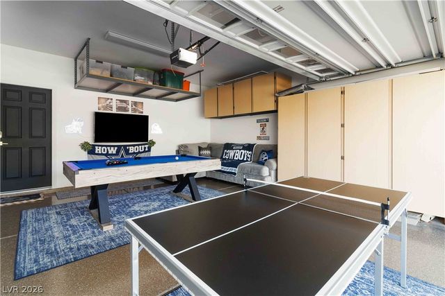 9758 Hawk Crest Street, Las Vegas, NV 89141