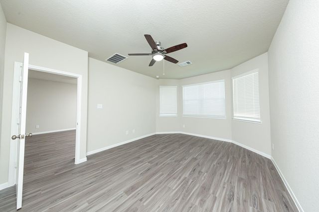 3070 Nickell Back Drive, Conroe, TX 77301