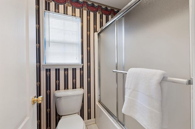 1121 Forest Plaza Circle, Hixson, TN 37343