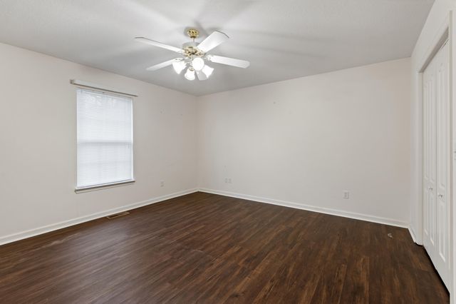 1121 Forest Plaza Circle, Hixson, TN 37343