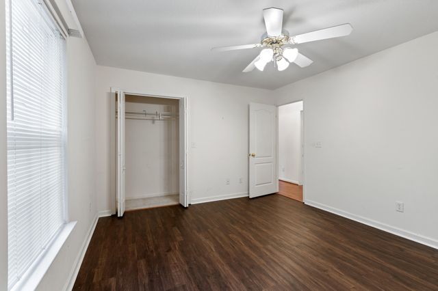 1121 Forest Plaza Circle, Hixson, TN 37343