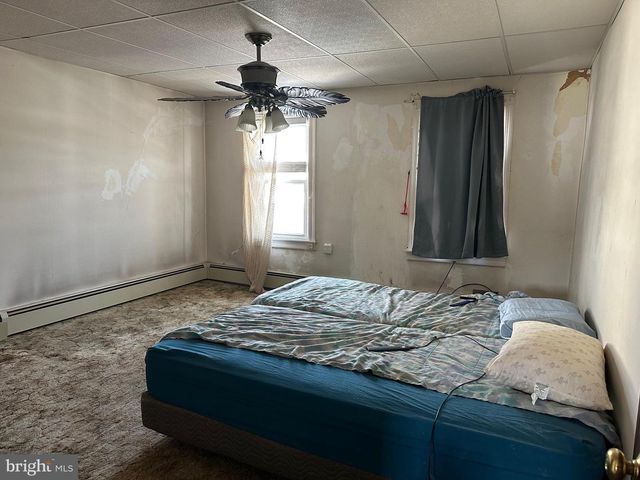 144 N MILL ST, Saint Clair, PA 17970