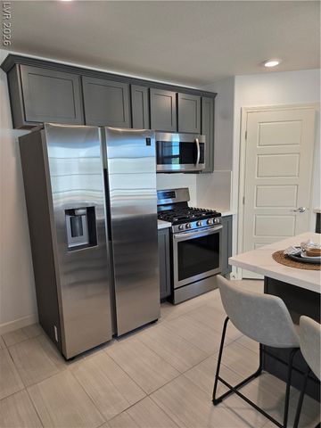 655 Pickled Pepper Place, Henderson, NV 89011