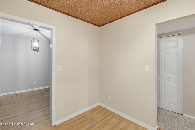 2 Dupont Way 7, Louisville, KY 40207