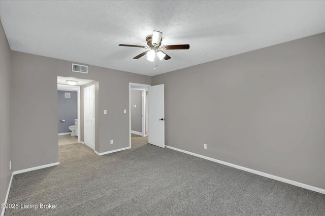 2 Dupont Way 7, Louisville, KY 40207