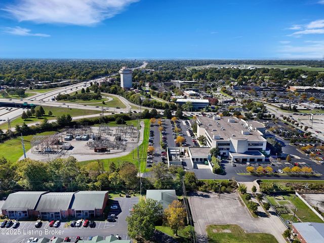 2 Dupont Way 7, Louisville, KY 40207