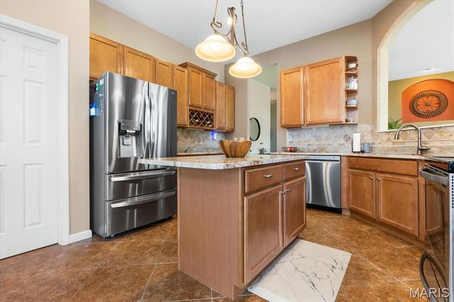 165 Carlton Point Drive, Wentzville, MO 63385