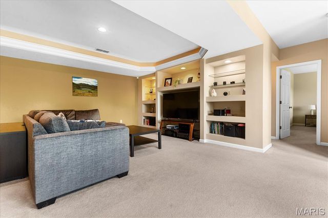 165 Carlton Point Drive, Wentzville, MO 63385